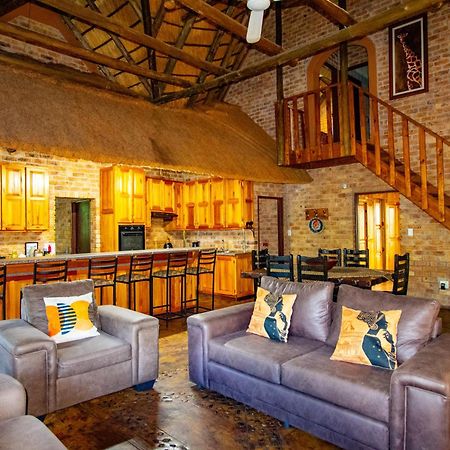 Adventure Bush House Villa Marloth Park Eksteriør bilde